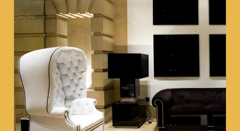 Clarin Hotel 3*